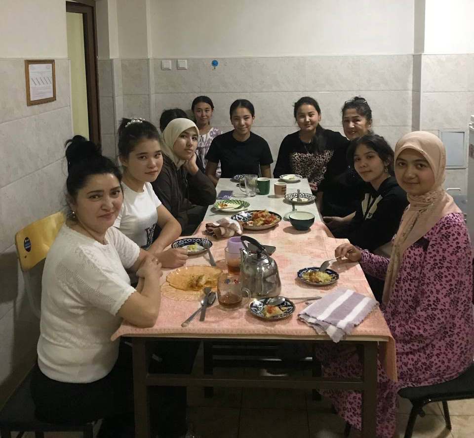 Omma oldida sorgichlar