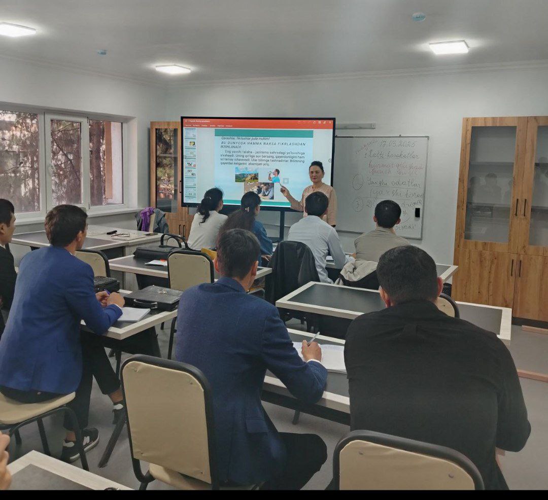 Daraxtga boglangan qizning porno video